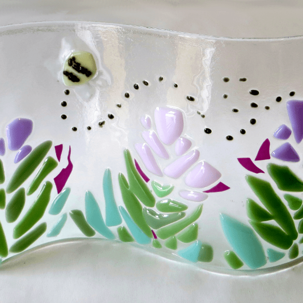 Make a Freestanding Glass Wave with Roxanne Denny